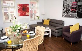 Apt 2, Trafalgar Square 2Nd Floor By Indigo Flats