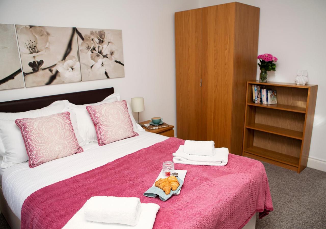Apt 2, Trafalgar Square 2Nd Floor By Indigo Flats London Exterior photo